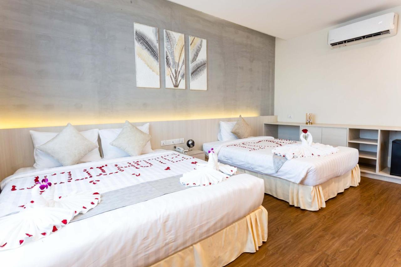 Joli Hotel พนมเปญ ภายนอก รูปภาพ