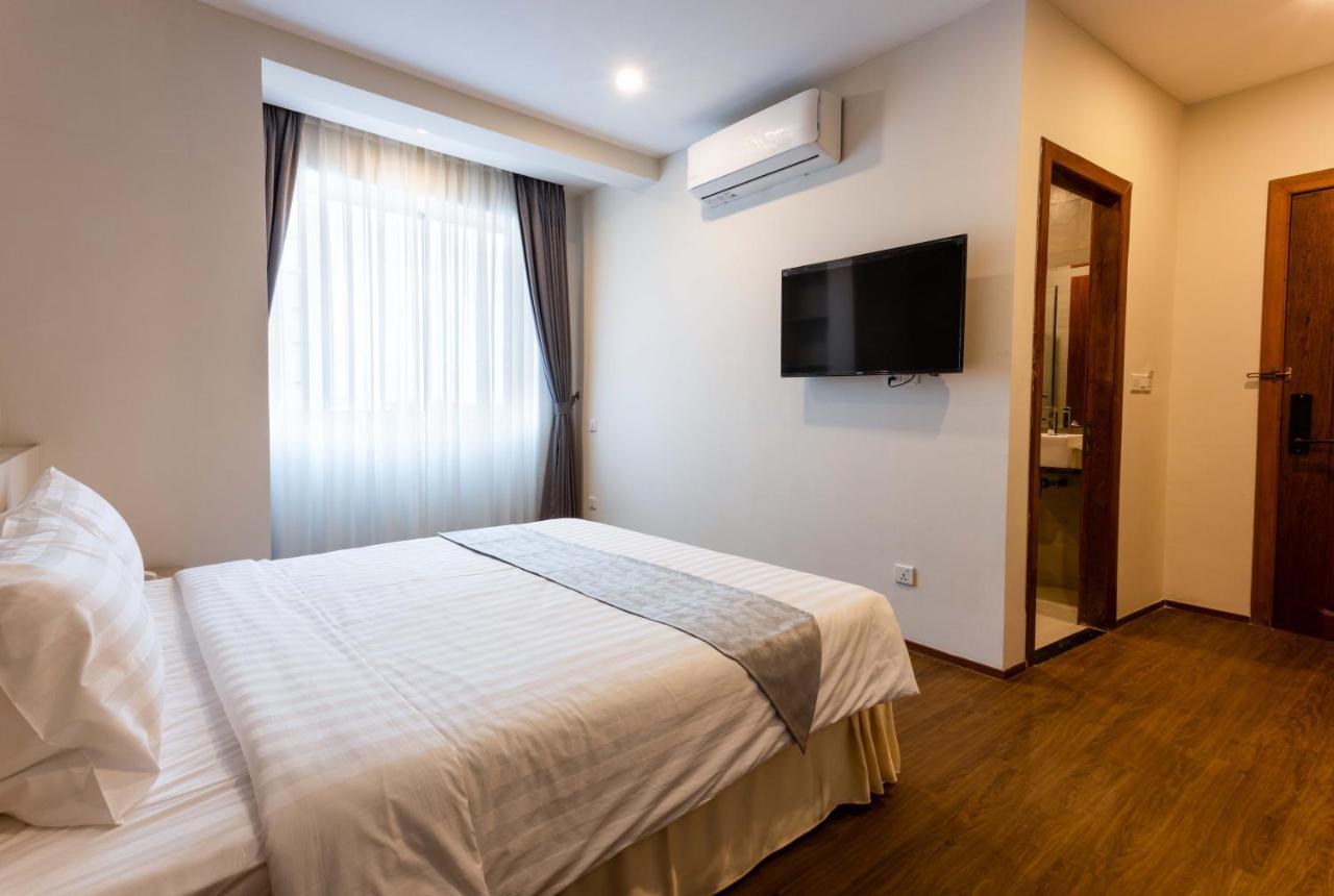 Joli Hotel พนมเปญ ภายนอก รูปภาพ