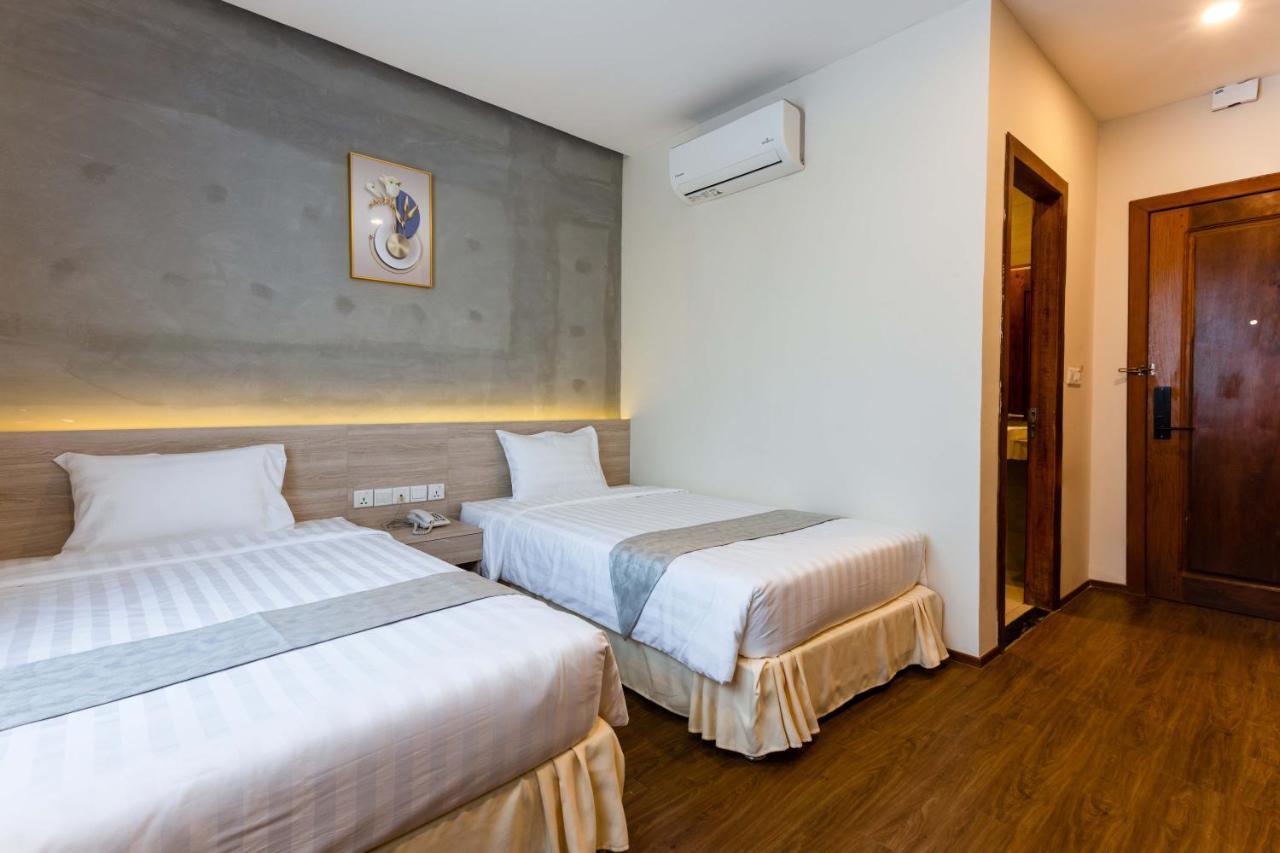 Joli Hotel พนมเปญ ภายนอก รูปภาพ