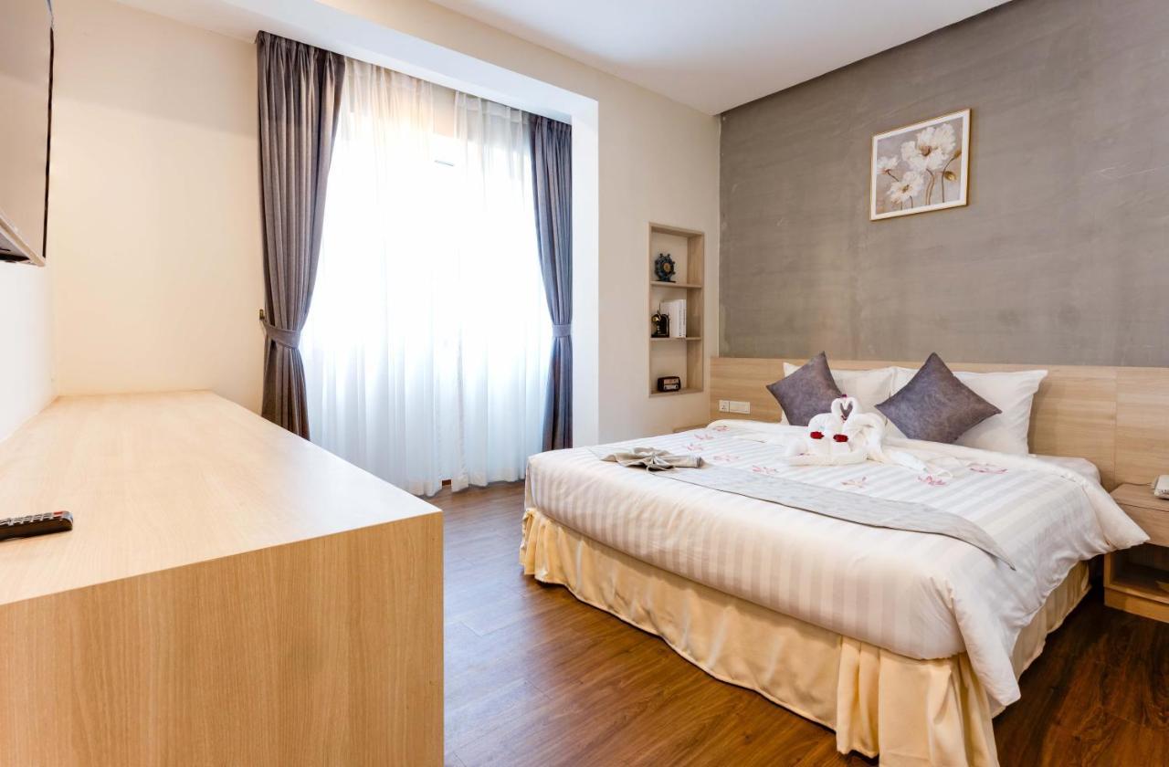 Joli Hotel พนมเปญ ภายนอก รูปภาพ
