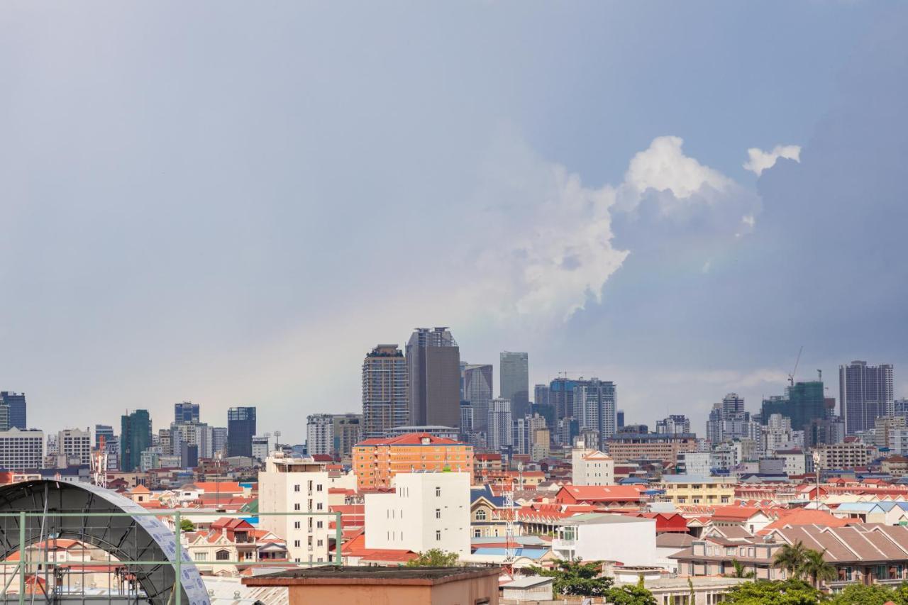 Joli Hotel พนมเปญ ภายนอก รูปภาพ