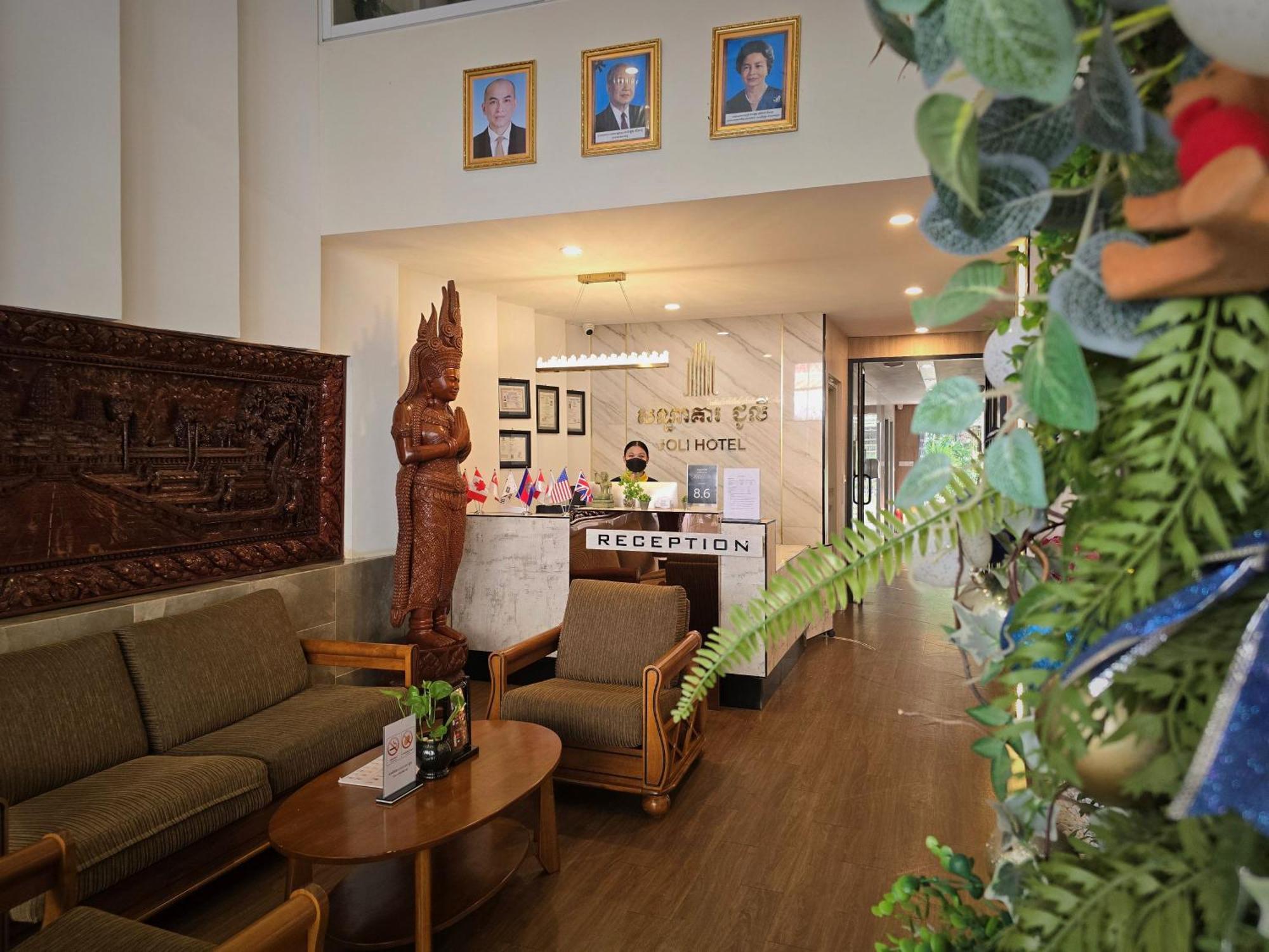 Joli Hotel พนมเปญ ภายนอก รูปภาพ